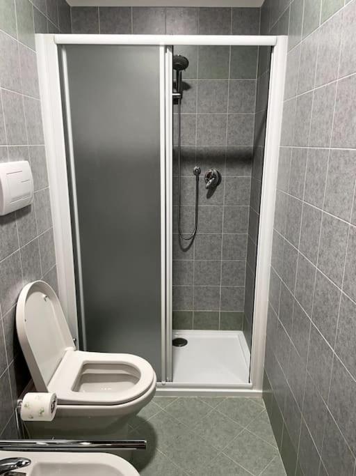 מאנטובה Wonderful Central Apartment! מראה חיצוני תמונה